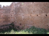 06768 ostia - regio i - insula ix - caseggiato dietro la curia (i,ix,1) - 1. laden von westen - detail - suedwestecke - 09-2022.jpg